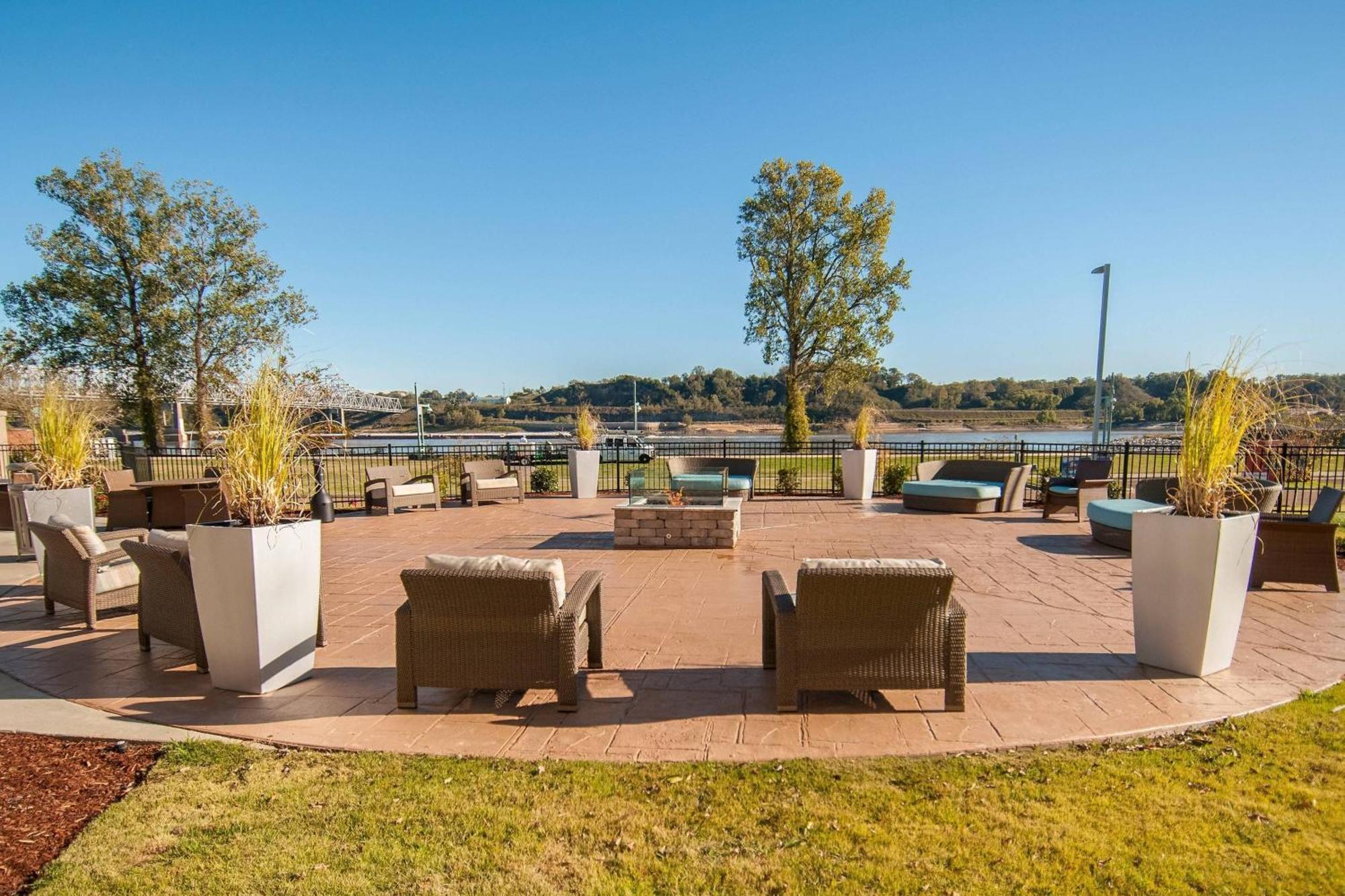 Towneplace Suites By Marriott Vidalia Riverfront Exterior foto